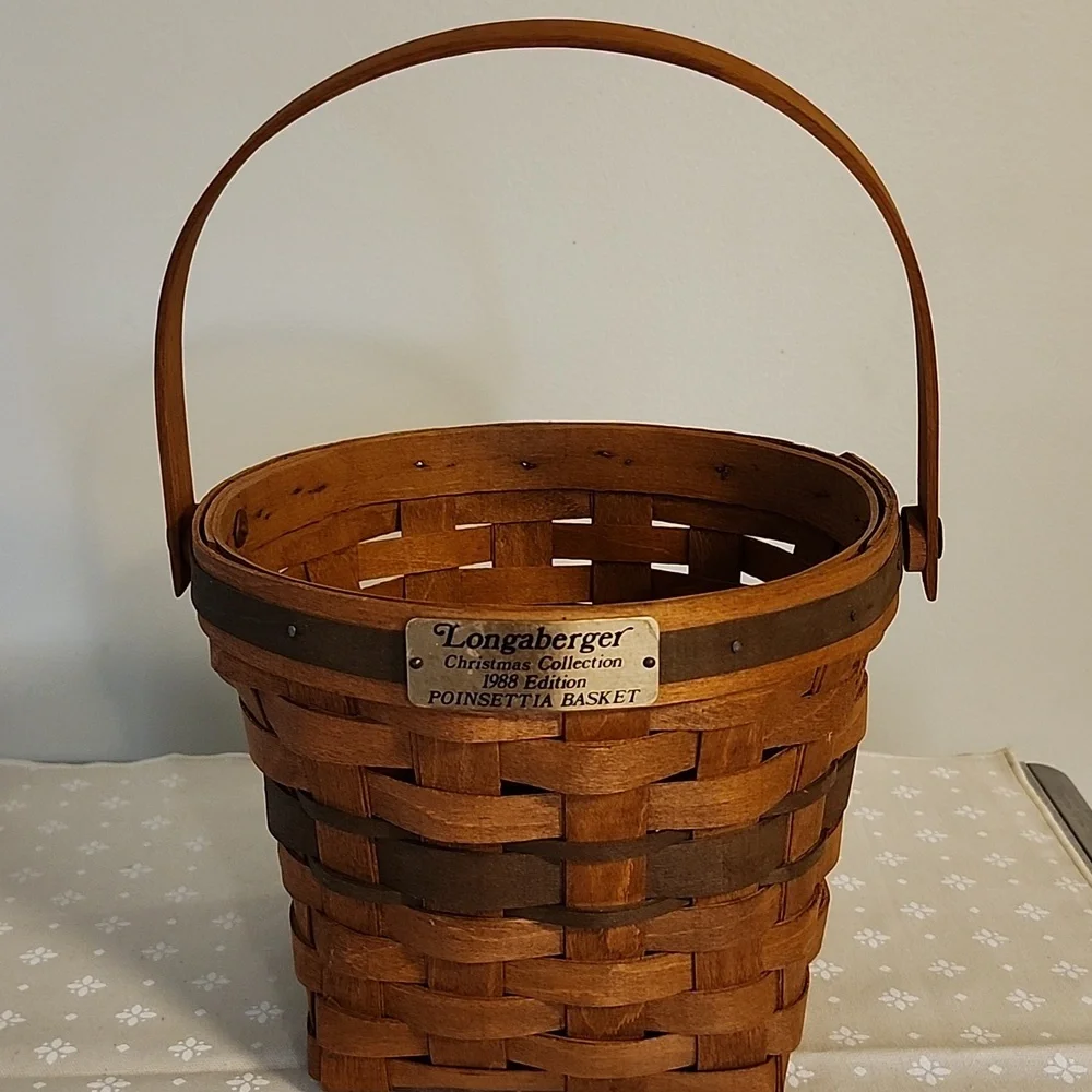 Longaberger Poinsttia Christmas Collection Basket